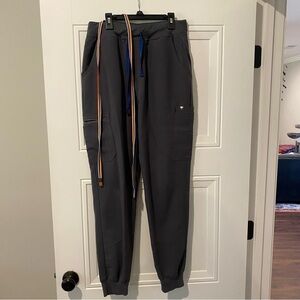 Limited Edition Figs Pride Zamora Joggers Women’s Medium Tall Scrub Charcoal